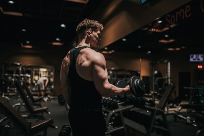 Harvard ontdekte hoeveel krachttraining je hart beschermt
